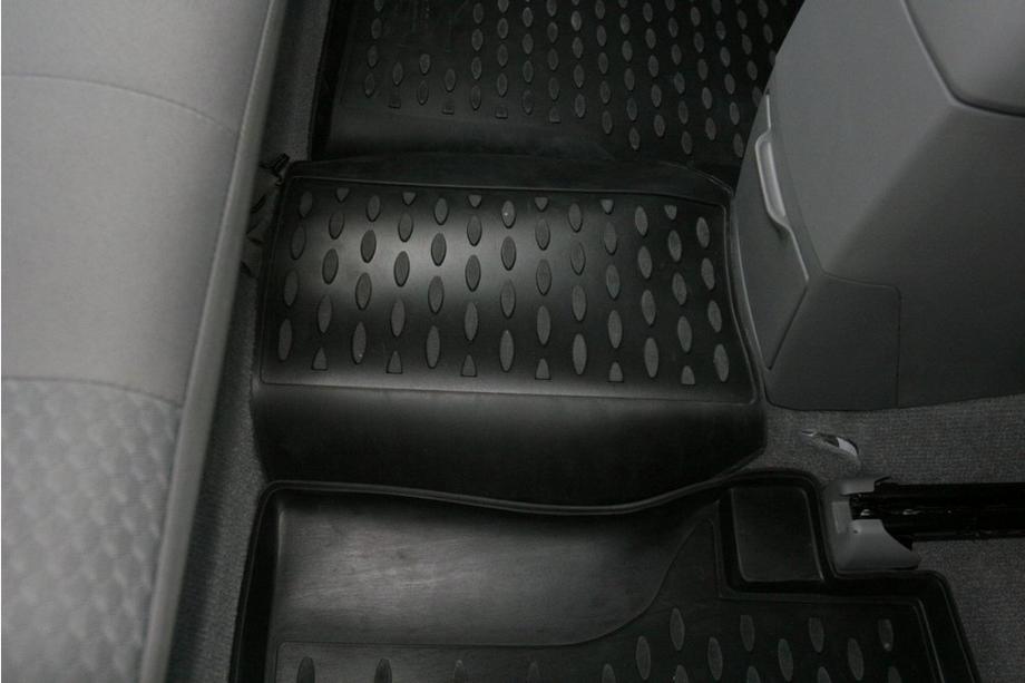 Toyota Hilux 2006-2015 (2008↗) Tapis de sol en caoutchouc (4 pcs, Novline) Photo 5