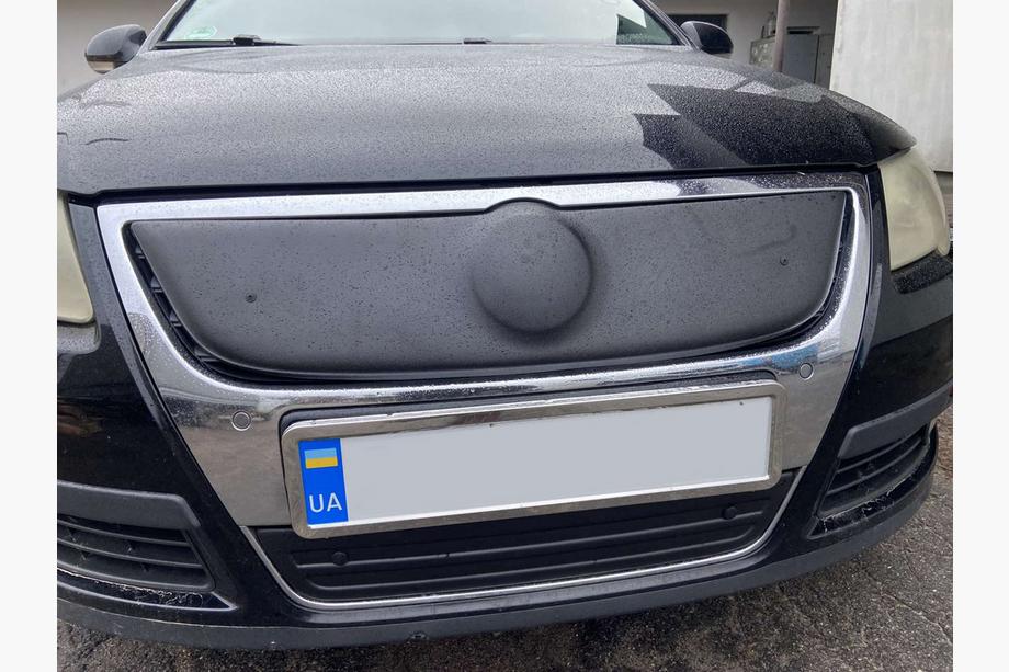 Volkswagen Passat B6 2006-2012 Cache calandre hiver (supérieur) Image