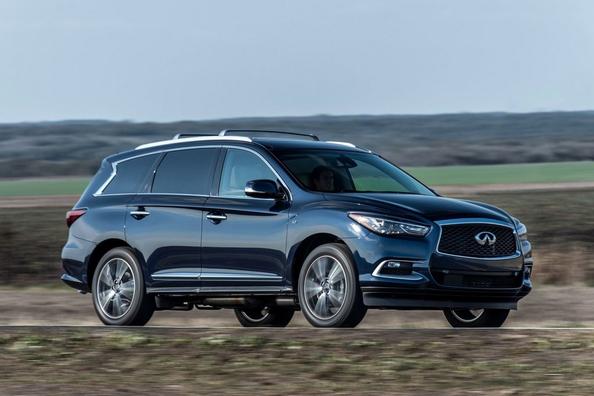 Sept places crossover Infiniti QX60