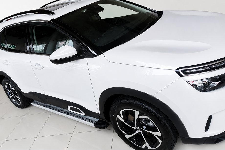 Citroen C5 Aircross 2017-2025 Marchepieds Latéraux Maya V2 (2 pcs, Aluminium) Image