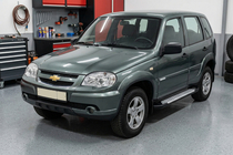 Chevrolet Niva 1998-2020 Marchepieds latéraux Allmond Grey (2 pcs, aluminium) photo 1