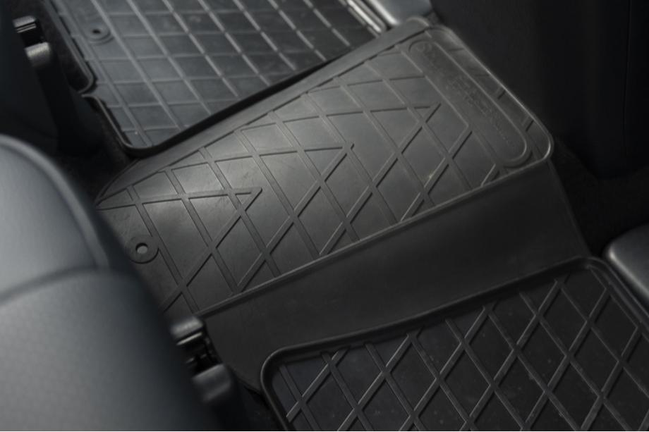 Toyota Land Cruiser Prado 150 2009-2023 Tapis tunnel arriere (Stingray Premium) Image