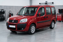 Fiat Doblo I 2005-2010 Marchepieds Latéraux Maya Red (2 pcs, Aluminium) photo 1