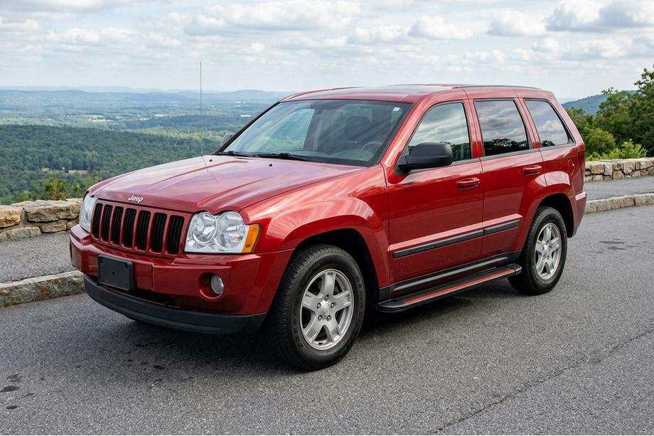 Jeep Grand Cherokee WK 2004-2010 Marchepieds Latéraux Maya Red (2 pcs, Aluminium) Image