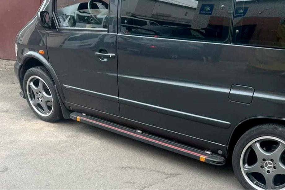 Mercedes Vito W638 1996-2003 Marchepieds Latéraux Maya Red (2 pcs, Aluminium) Photo 4