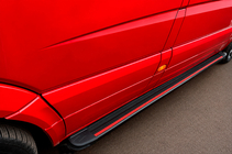 Mercedes Sprinter W906 2006–2018 Marchepieds Latéraux Maya Red (2 pcs, Aluminium) photo 3