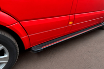 Mercedes Sprinter W906 2006–2018 Marchepieds Latéraux Maya Red (2 pcs, Aluminium) photo 4