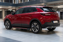 Opel Grandland X 2017- Marchepieds Latéraux Maya Red (2 pcs, Aluminium) photo 1