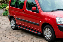 Peugeot Partner 1996-2008 Marchepieds Latéraux Maya Red (2 pcs, Aluminium) photo 1