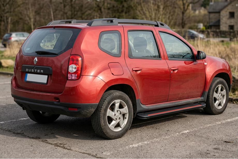Renault Duster 2008–2017 Marchepieds Latéraux Maya Red (2 pcs, Aluminium) Photo 1