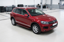 Volkswagen Touareg 2010-2018 Marchepieds Latéraux Maya Red (2 pcs, Aluminium) photo 1