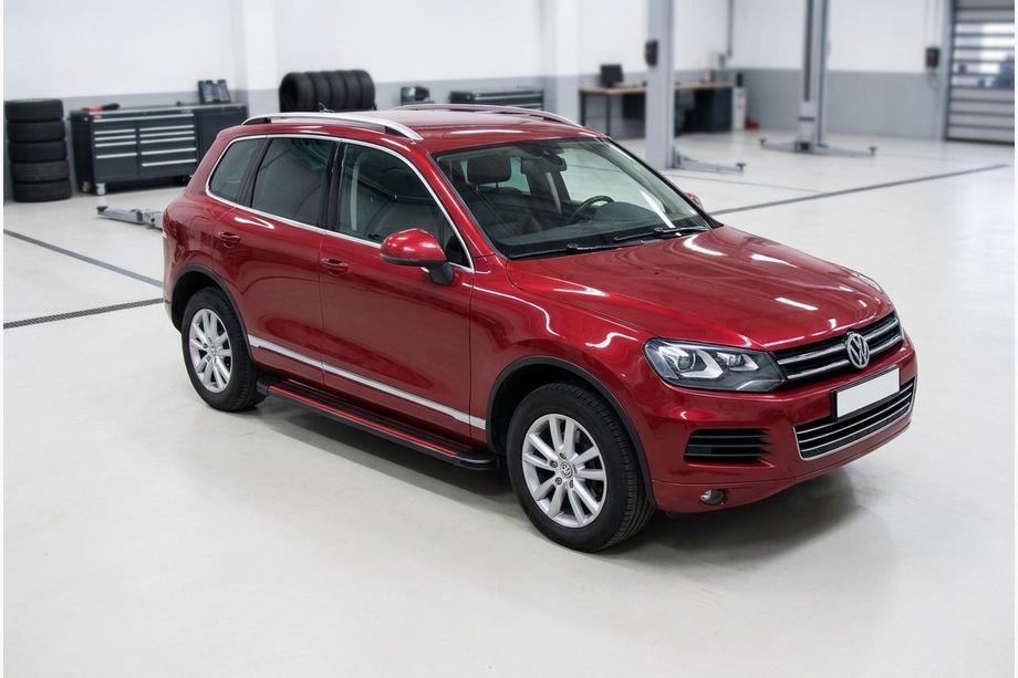 Volkswagen Touareg 2010-2018 Marchepieds Latéraux Maya Red (2 pcs, Aluminium) Image