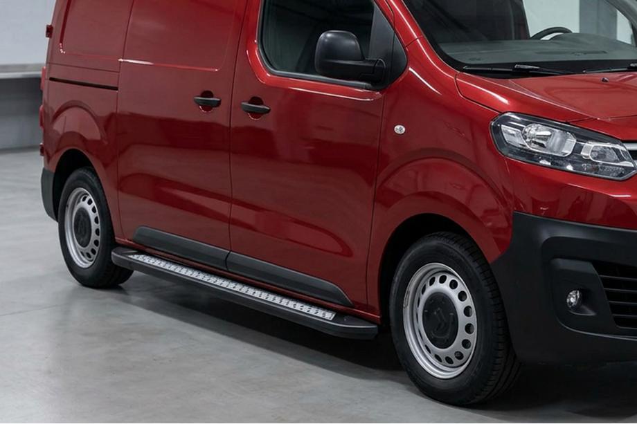 Citroen Jumpy/Dispatch 2017- Marchepieds Latéraux Vision New Black (2 pcs, Aluminium) Image