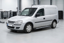 Opel Combo 2002–2012 Marchepieds Latéraux New Vision Black (2 pcs, Aluminium) photo 1