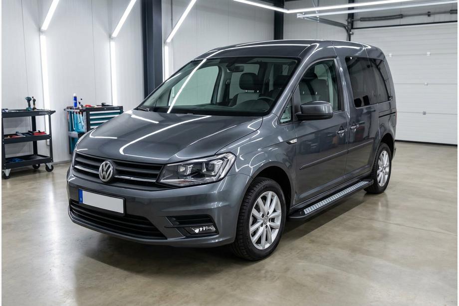 Volkswagen Caddy 2015-2020 Marchepieds Latéraux New Vision Black (2 pcs, Aluminium) Image