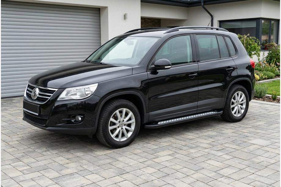 Volkswagen Tiguan 2007-2016 Marchepieds Latéraux New Vision Black (2 pcs, Aluminium) Image