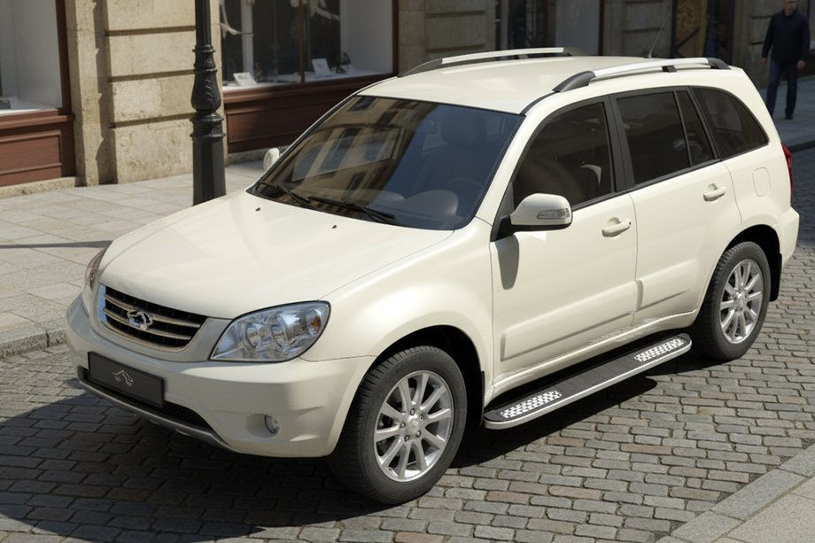 Chery Tiggo 1 2005-2016 Marchepieds Latéraux Tayga V2 (2 pcs, Aluminium) Image