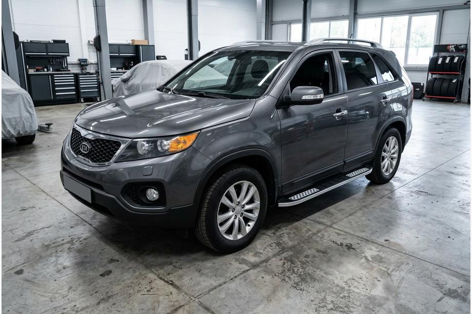 Kia Sorento II XM 2009-2014 Marchepieds Latéraux Tayga V2 (2 pcs, Aluminium) 2013-2016 Image