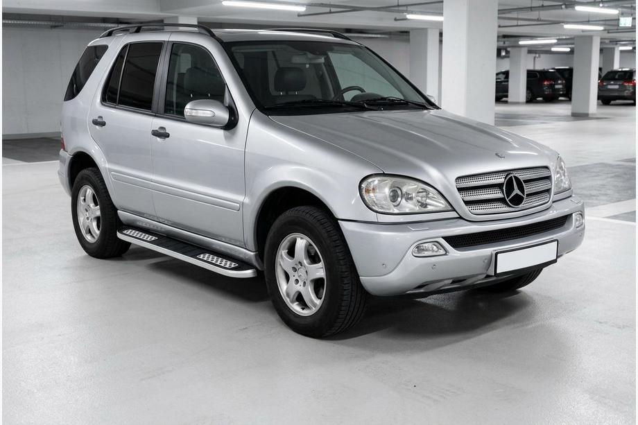 Mercedes ML W163 1997-2005 Marchepieds Latéraux Tayga V2 (2 pcs, Aluminium) Image