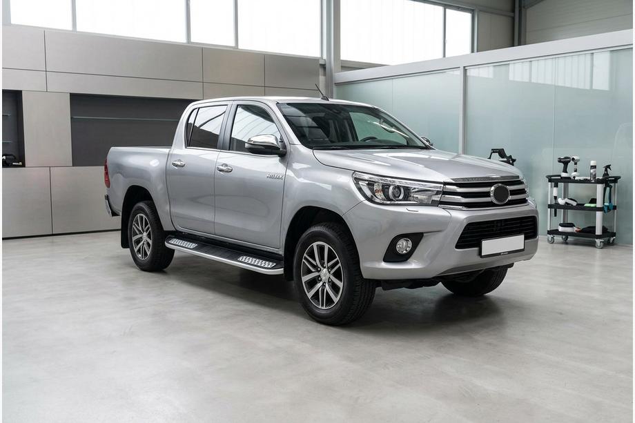 Toyota Hilux 2015- Marchepieds Latéraux Tayga V2 (2 pcs, Aluminium) Image