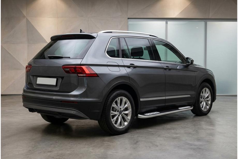 Volkswagen Tiguan 2016-2023 Marchepieds Latéraux Tayga V2 (2 pcs, Aluminium) Photo 1