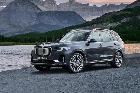 Parcourir un crossover BMW X7