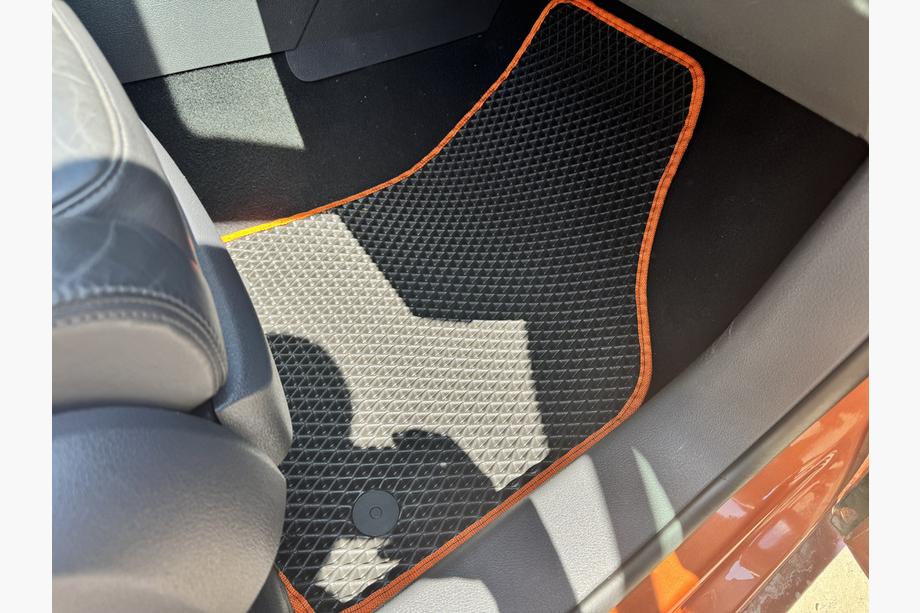 Volkswagen Touran 2003-2010 Tapis de sol EVA (noirs) Photo 17