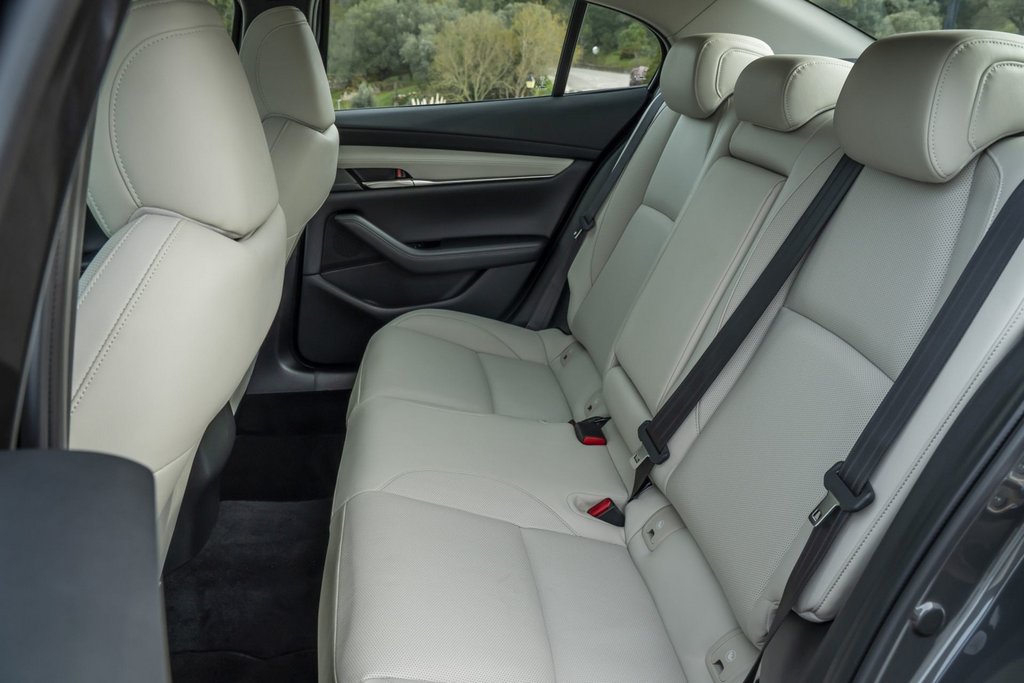 La quatrième génération de la berline compacte Mazda 3