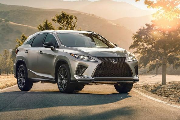 Version restylée du crossover Lexus RX