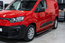 Opel Combo 2019- Marchepieds Latéraux Maya Red (2 pcs, Aluminium) photo 1