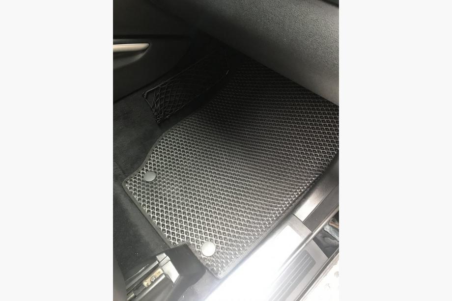 Mercedes ML W164 2005-2011 Tapis de sol EVA (noirs) Photo 7