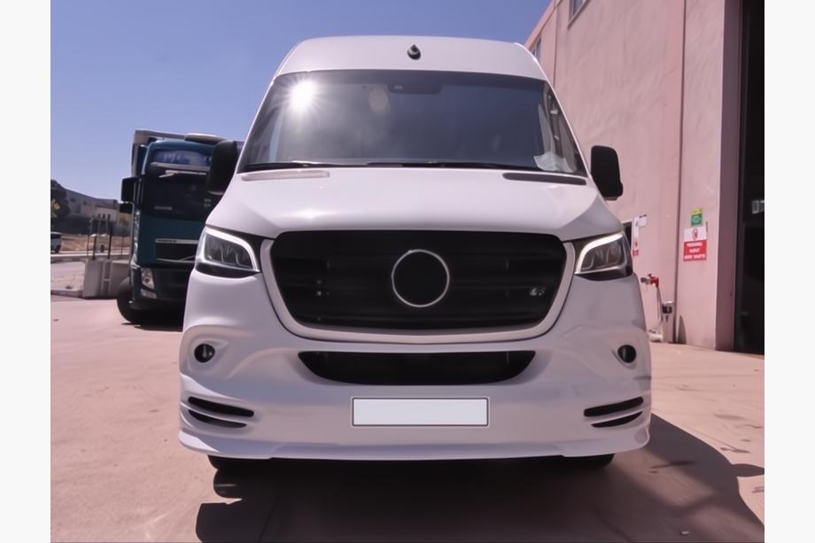 Mercedes Sprinter W907/W910 2018- Lame de pare-chocs avant V3 (apprêtée pour peinture) Photo 3