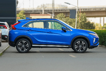 Mitsubishi Eclipse Cross 2017- Moulures de porte OmsaLine (4 pcs, inox) photo 4
