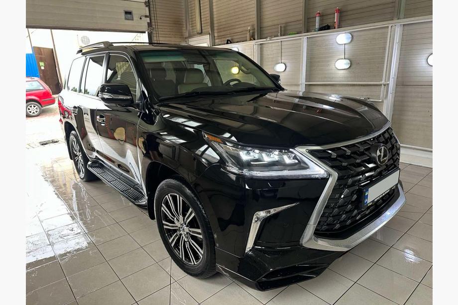 Lexus LX570/450d 2008-2022 Kit de conversion facelift du modèle 2008-2016 vers TRD Superior (2016-2020) Photo 40