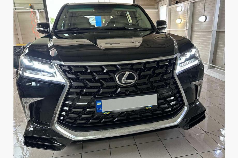 Lexus LX570/450d 2008-2022 Kit de conversion facelift du modèle 2008-2016 vers TRD Superior (2016-2020) Photo 39
