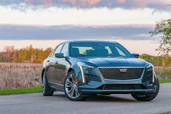Examen de la prime de la berline Cadillac CT6