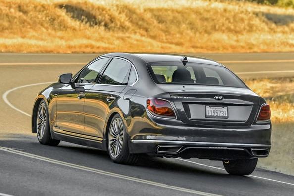 La deuxième génération de l’exécutif de la berline KIA K900 Photo 14