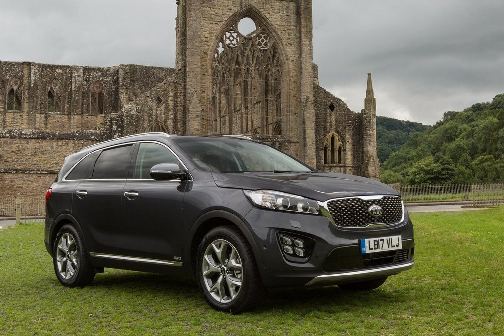 Un aperçu mis à jour le crossover KIA Sorento de troisième génération