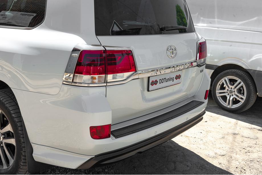 Toyota Land Cruiser 200 2007-2021 Couvre-feux Arrière Chromés (2015+, 4 pièces, Plastique) Photo 5