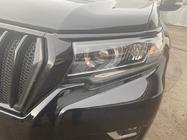 Toyota Land Cruiser Prado 150 2009-2023 Calandre 2017↗ LED (Zeus Black, avec paupières Black) photo 10