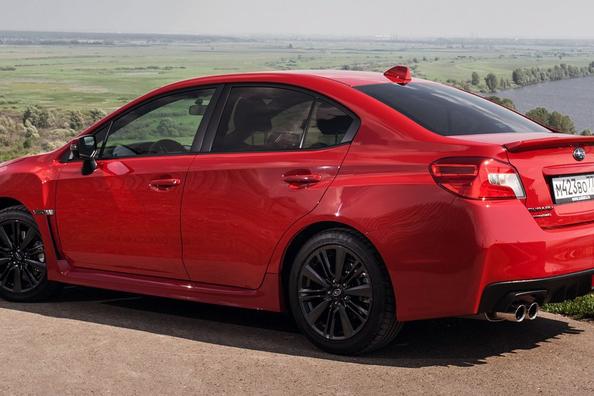 Mis à jour berline sport Subaru WRX Photo 3