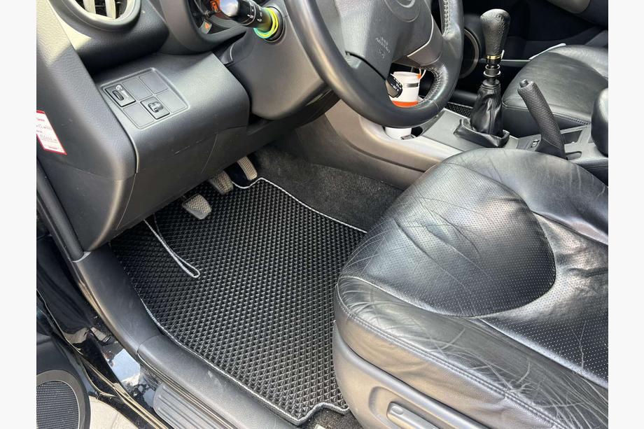 Toyota Rav 4 2006-2013 Tapis de sol EVA (noirs) Image