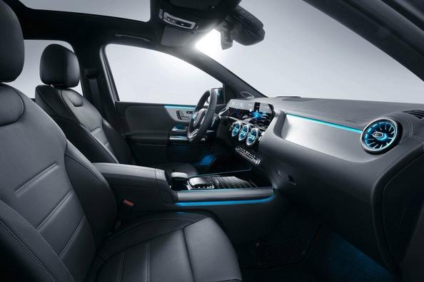 Fourgon sous-compact de la troisième génération de Mercedes-Benz Classe B Photo 9