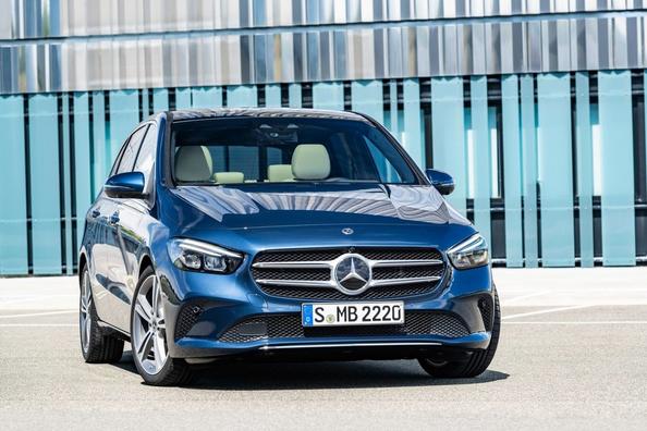 Fourgon sous-compact de la troisième génération de Mercedes-Benz Classe B Photo 3