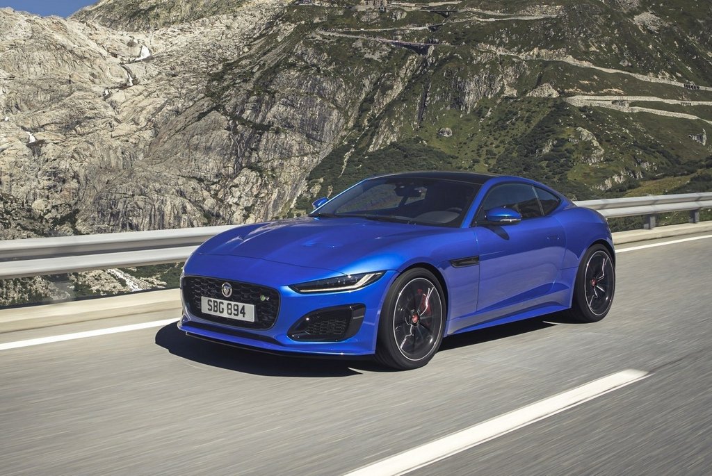 Bulletin dmodification sportif dun coupé Jaguar F-Type Coupé