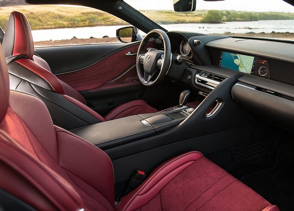 Présentation de haute performance coupé Lexus LC500
