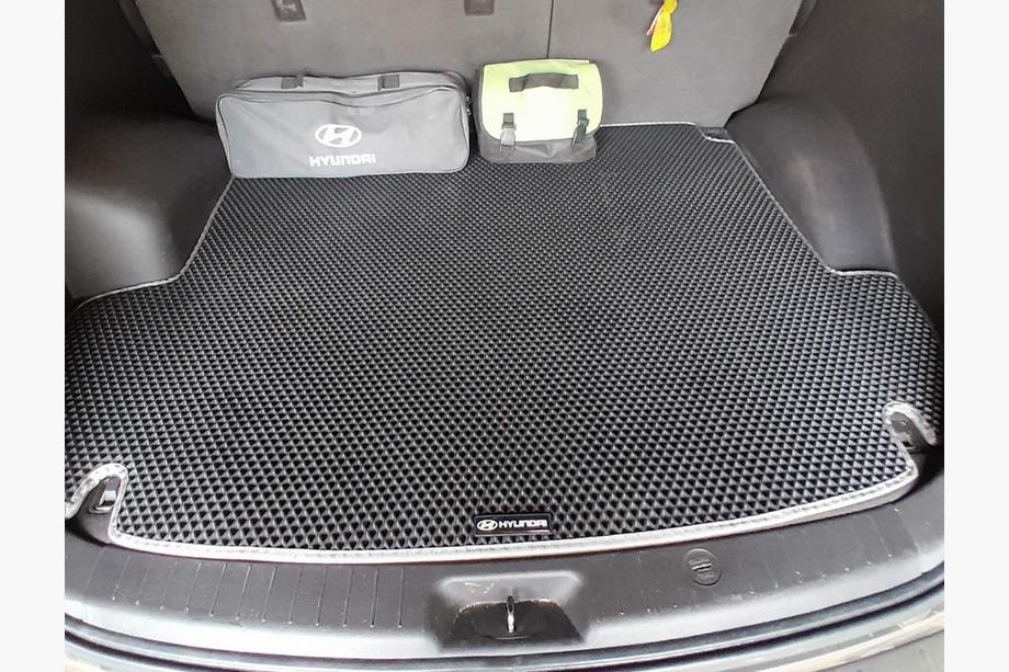 Hyundai Santa Fe 2 2006-2012 Tapis de coffre (EVA, noir) (5 places) Photo 1
