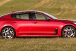 Examen de la KIA Stinger relevable pleine grandeur photo 2