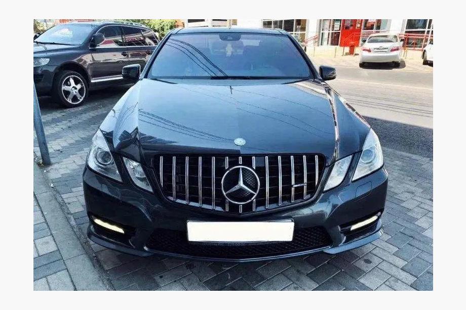 Mercedes E-class W212 2009-2016 Calandre Avant GT Panamericana (2009-2012) Photo 5