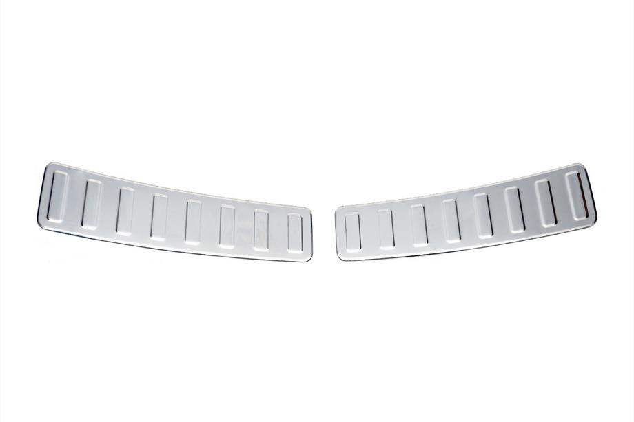 Land Rover Discovery Sport 2014- Seuil de coffre arrière inox (2 pcs) Photo 4